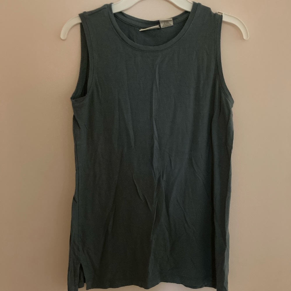 Mercer & Madison tank top.